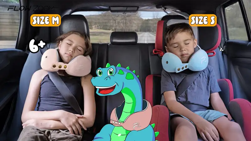 Zwei Kinder sitzen im Auto und tragen eine Flowzoom Comfy Kids Reise Nackenkissen
