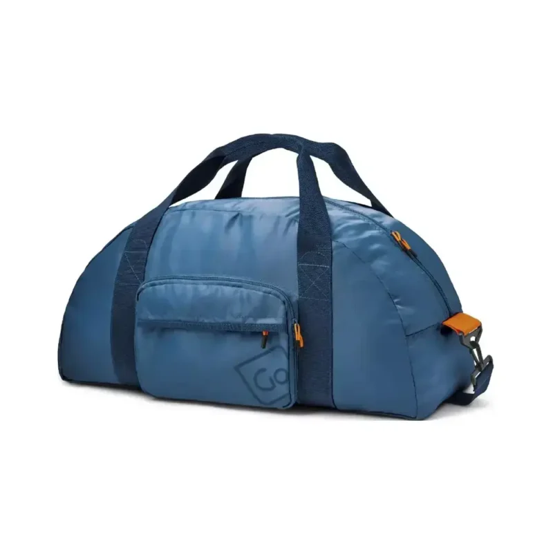 Faltbare Reisetasche von Go Travel in Blau mit Tragegriffen, Schultergurt und Fronttasche mit Reissverschluss.