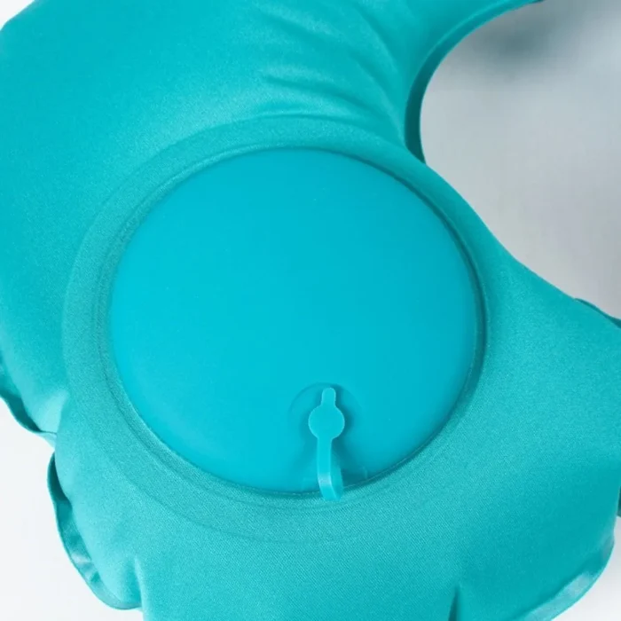 Aufblasbares Nackenkissen mit integrierter Luftpumpe - Blau