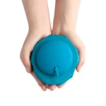 Aufblasbares Nackenkissen mit integrierter Luftpumpe - Blau